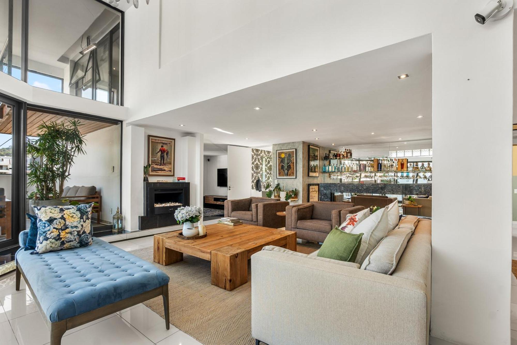 Central Luxury Penthouse, Private Pool & Backup Power Cape Town Exterior photo